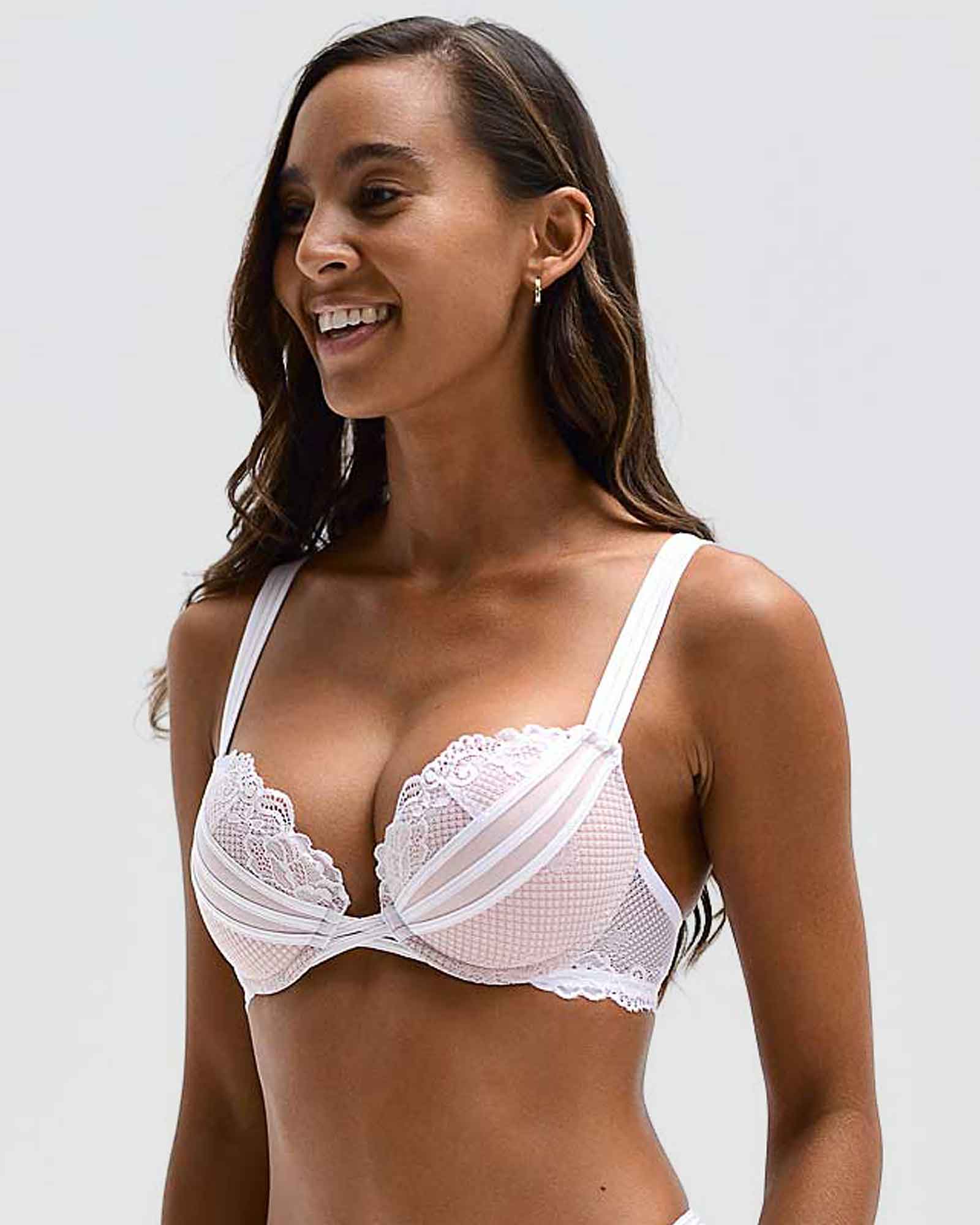 Filigree | Plunge Boost Contour Bra | Cloud White